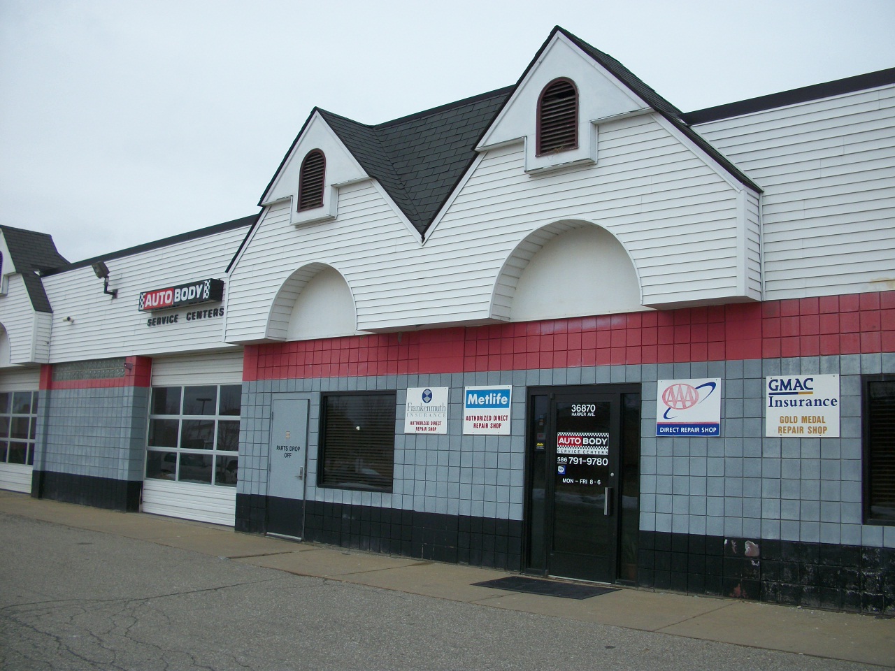 Auto Body Service Centers — photo