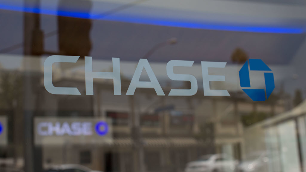 Chase Bank in Clinton Township