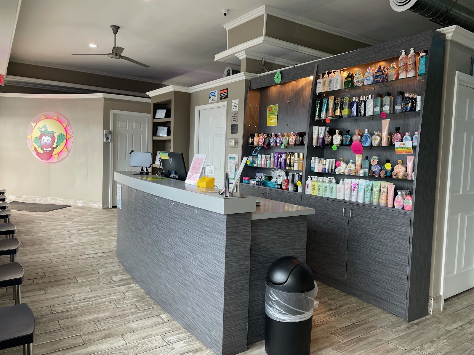 Chili Pepper's Tanning & Wellness in Clinton Township