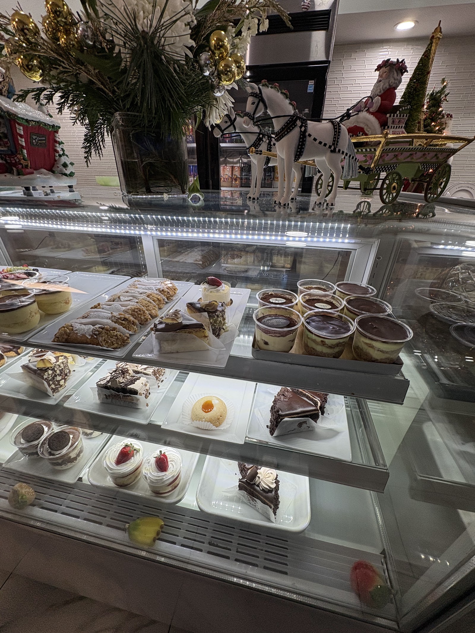 Dolce Gelato Cafe — photo
