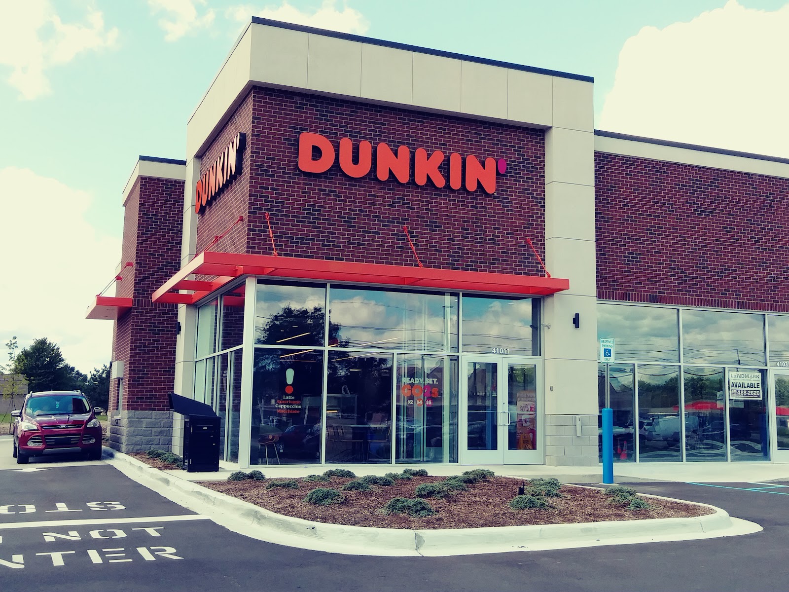 Dunkin' in Clinton Township
