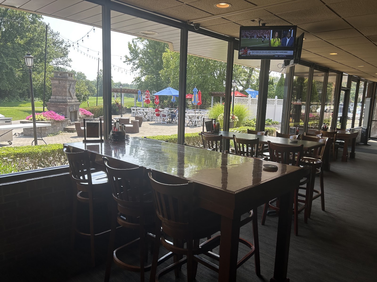 Floodz Sports Bar in Clinton Township