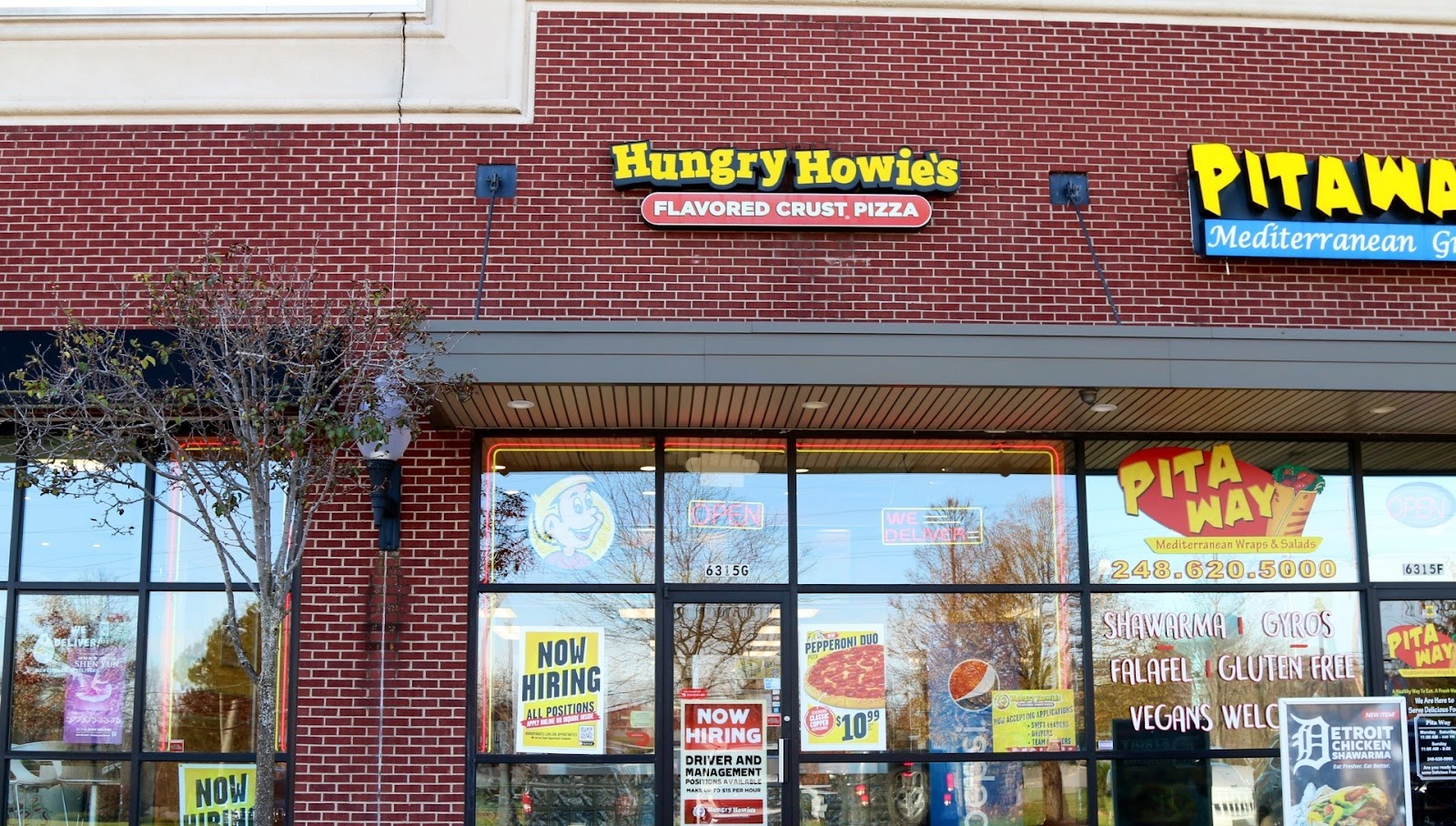 Hungry Howie's Pizza in Clinton Township