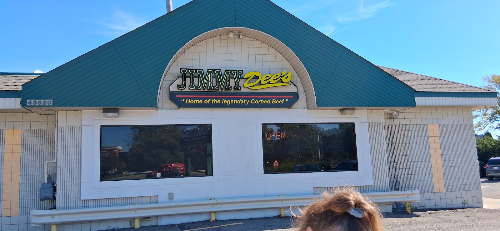 Jimmy Dee's Restaurant Lounge in Clinton Township