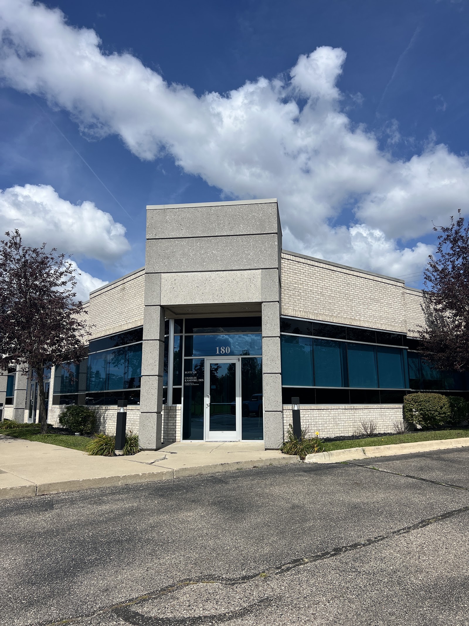 Kaminski Charles DDS in Clinton Township