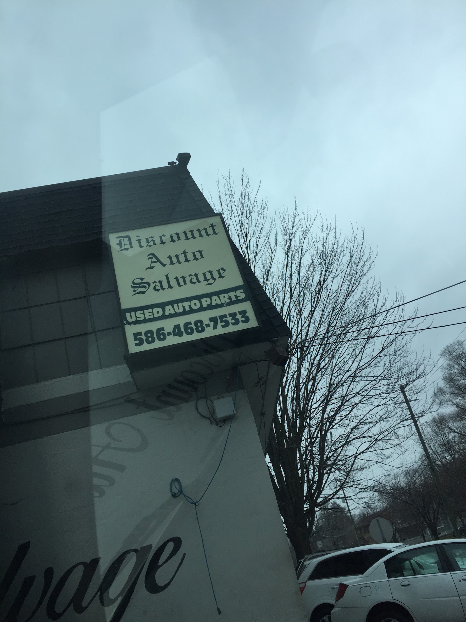 Mr. Friendly Auto Salvage — photo
