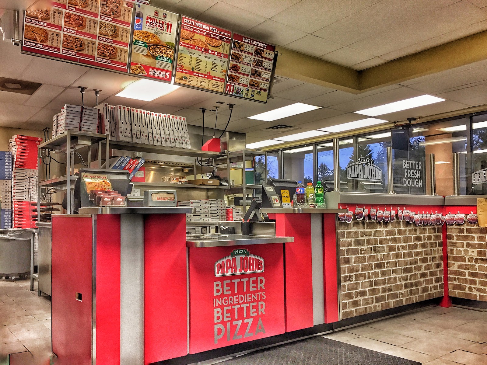 Papa Johns Pizza in Clinton Township